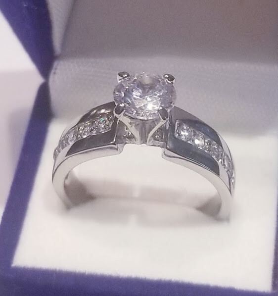 CLEARANCE SALE! 2.00 Ct LC Moissanite Solitaire Engagement Ring Stainless steel