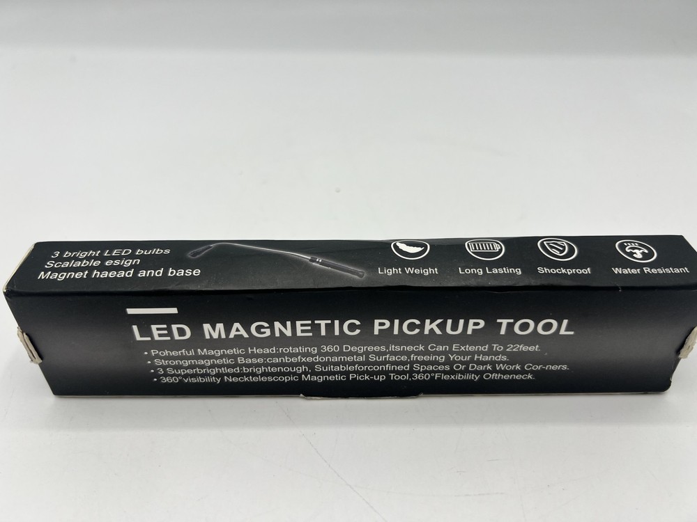 LED Magnetic Pickup Tool Telescoping Extendable Flashlight Hand Tool