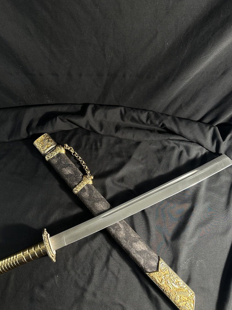 Executioner's Sword 2 Hands Short Blade Snakeskin Scabbard Taiwan