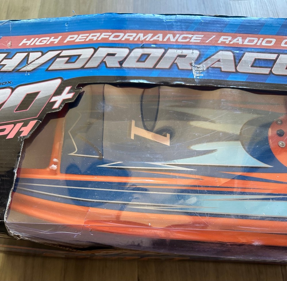 NKOK Hydroracers Predator 1 Series 32" High Performance RC Speed Boat