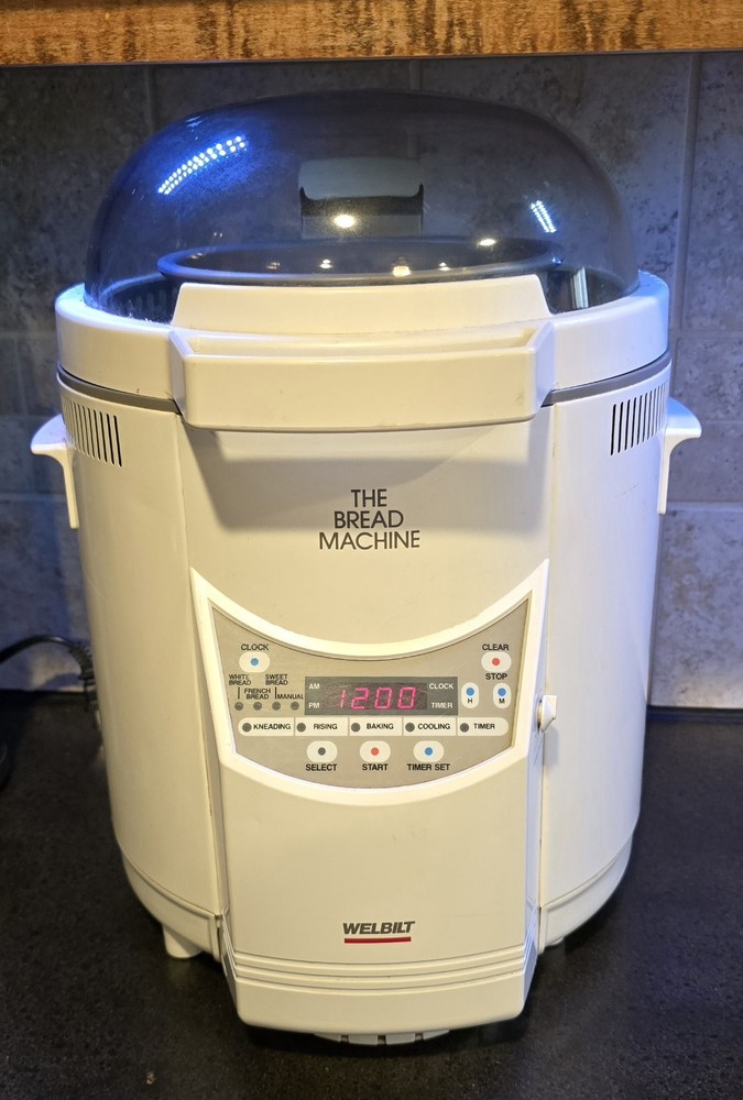 Welbilt The Bread Machine  Model ABM-100-3 Bread Maker.  No Instructions.