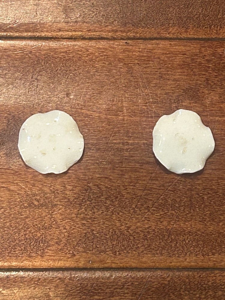 Hand Painted Tiny Off-White Handmade Ceramic Leaf Pottery Trinket Art Pair