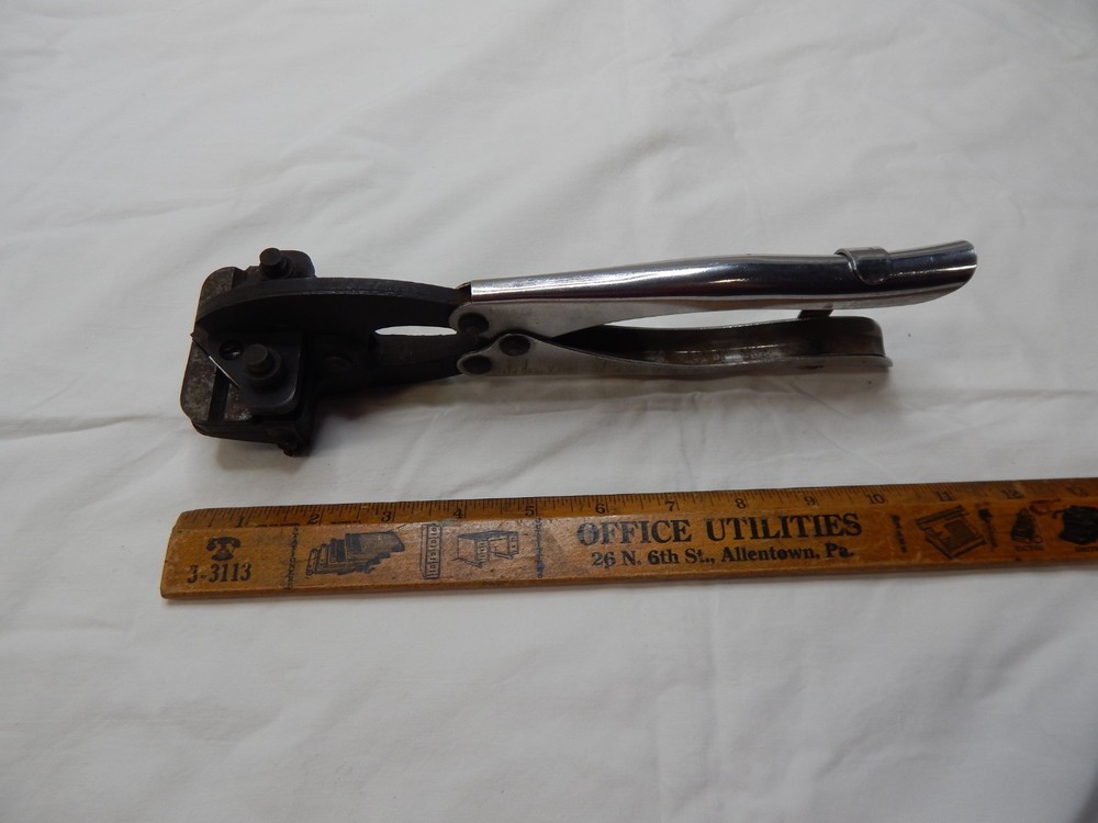 MetalMitre Inc Metal Mitering Tool