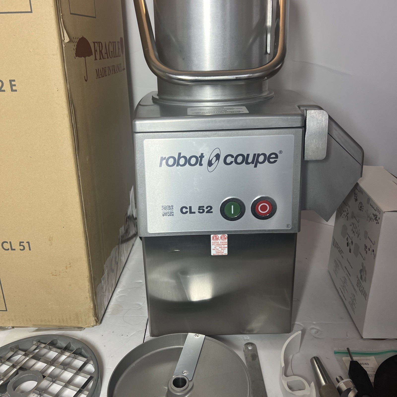 Robot Coupe CL 52 E Series E Continuous Feed Vegetable / Food Processor W/ Discs