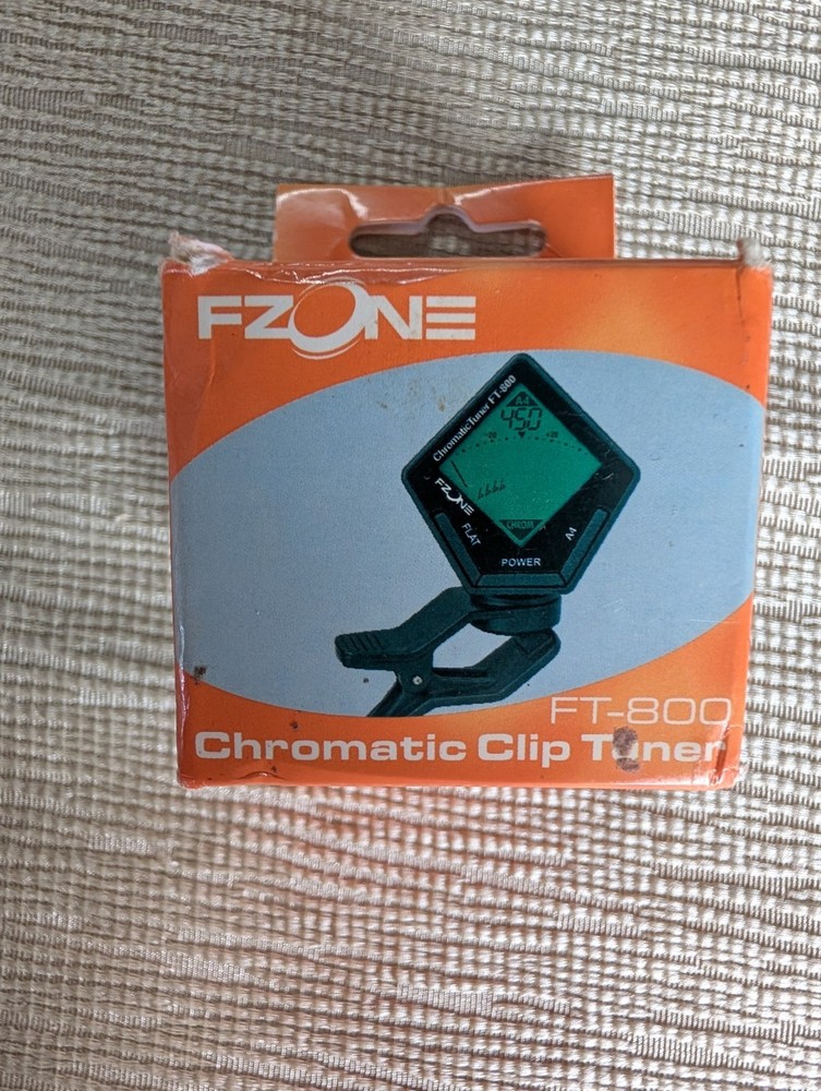 FZONE FT -800  chormatic TUNER  CLIP ON DIGITAL used PACKAGE