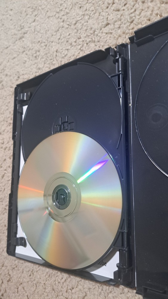 Adobe Creative Suite 4 CS4 Design Standard For Windows Full Retai DVD Version