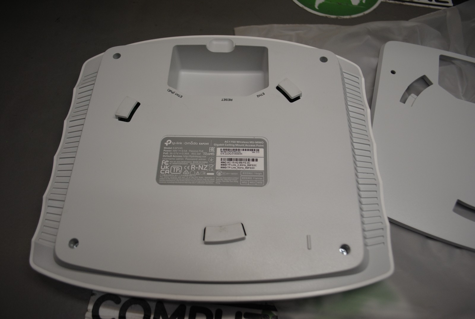 TP-LINK EAP245 AC1750 Wireless Dual Band Gigabit FREE SHIPPING