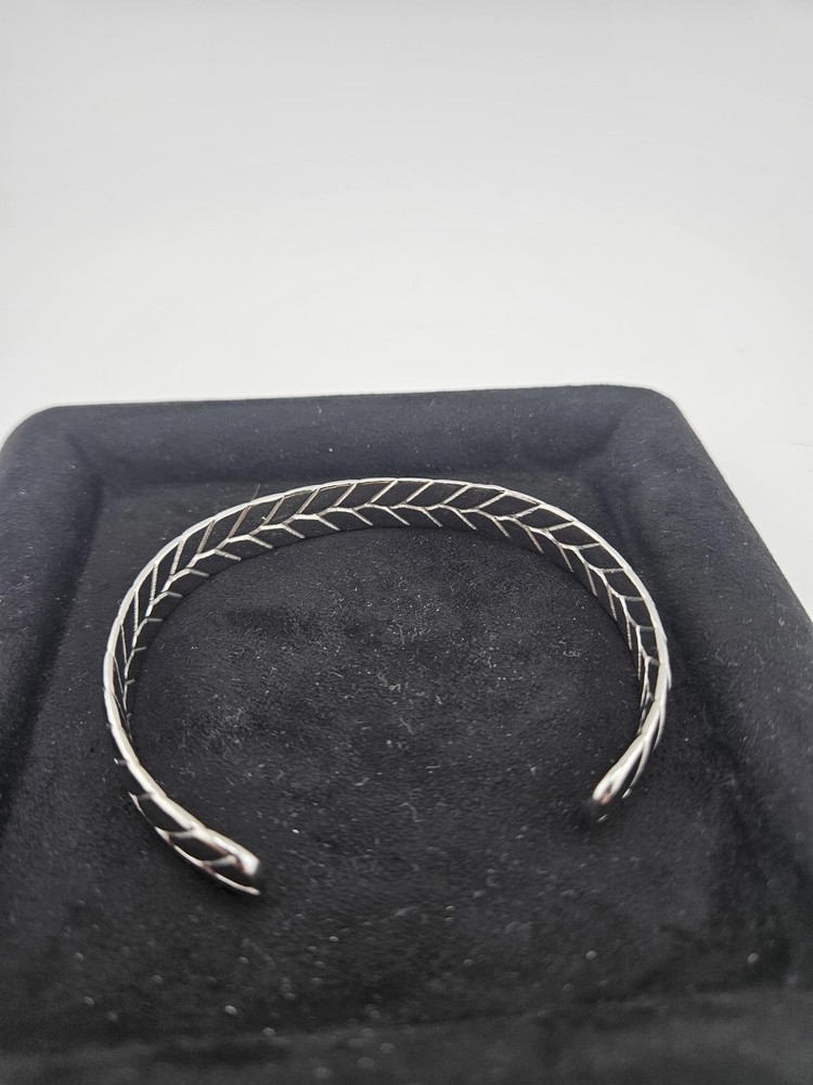 Silver Braided//Chevron Design Cuff Bracelet