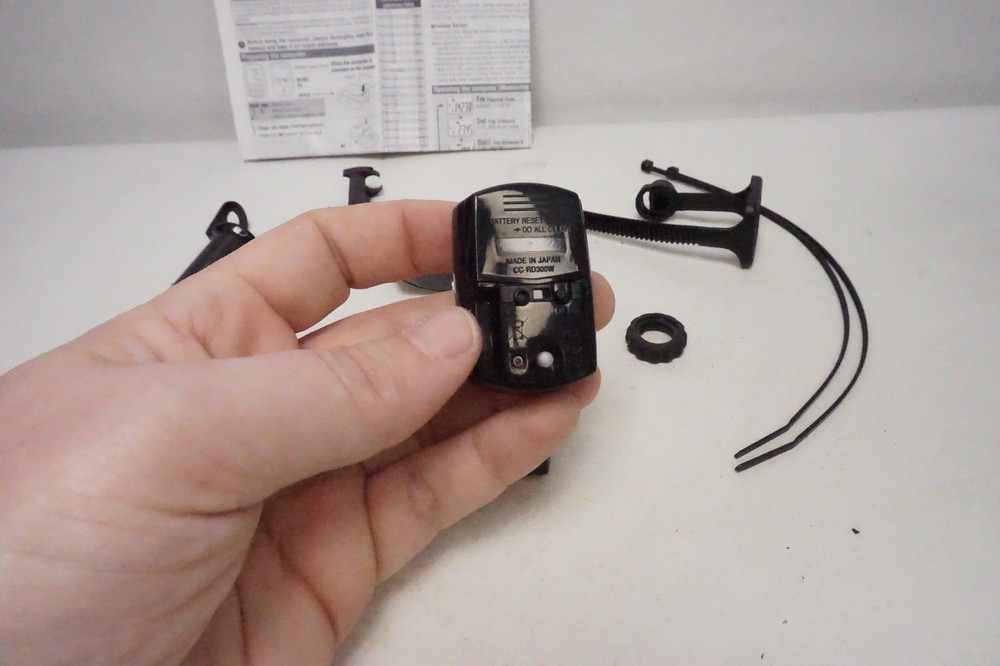 Classic Cateye Strada Wireless Cyclocomputer CC-RD300W