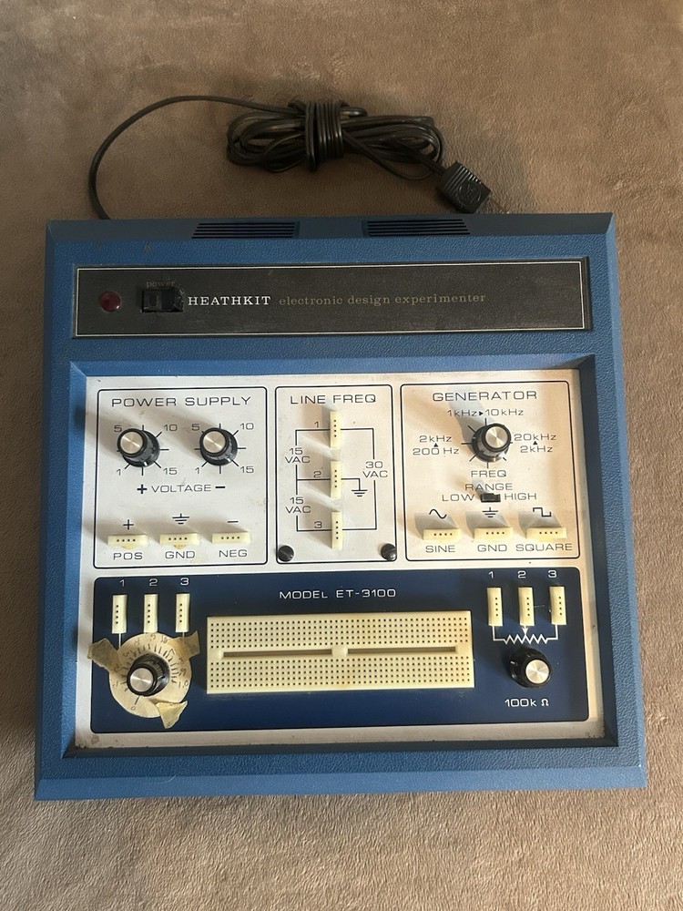 Vintage Heathkit Model ET-3100 Electronic Design Experimenter - Powers On