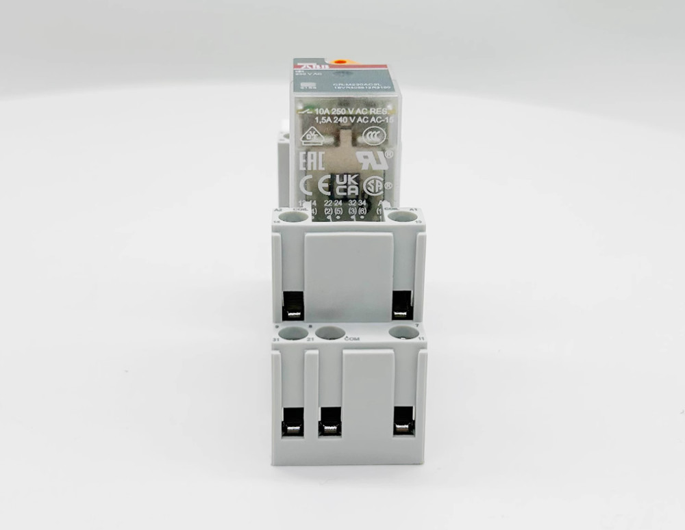 1PC New ABB Intermediate relay without base CR-M012DC2L DC12V #LL