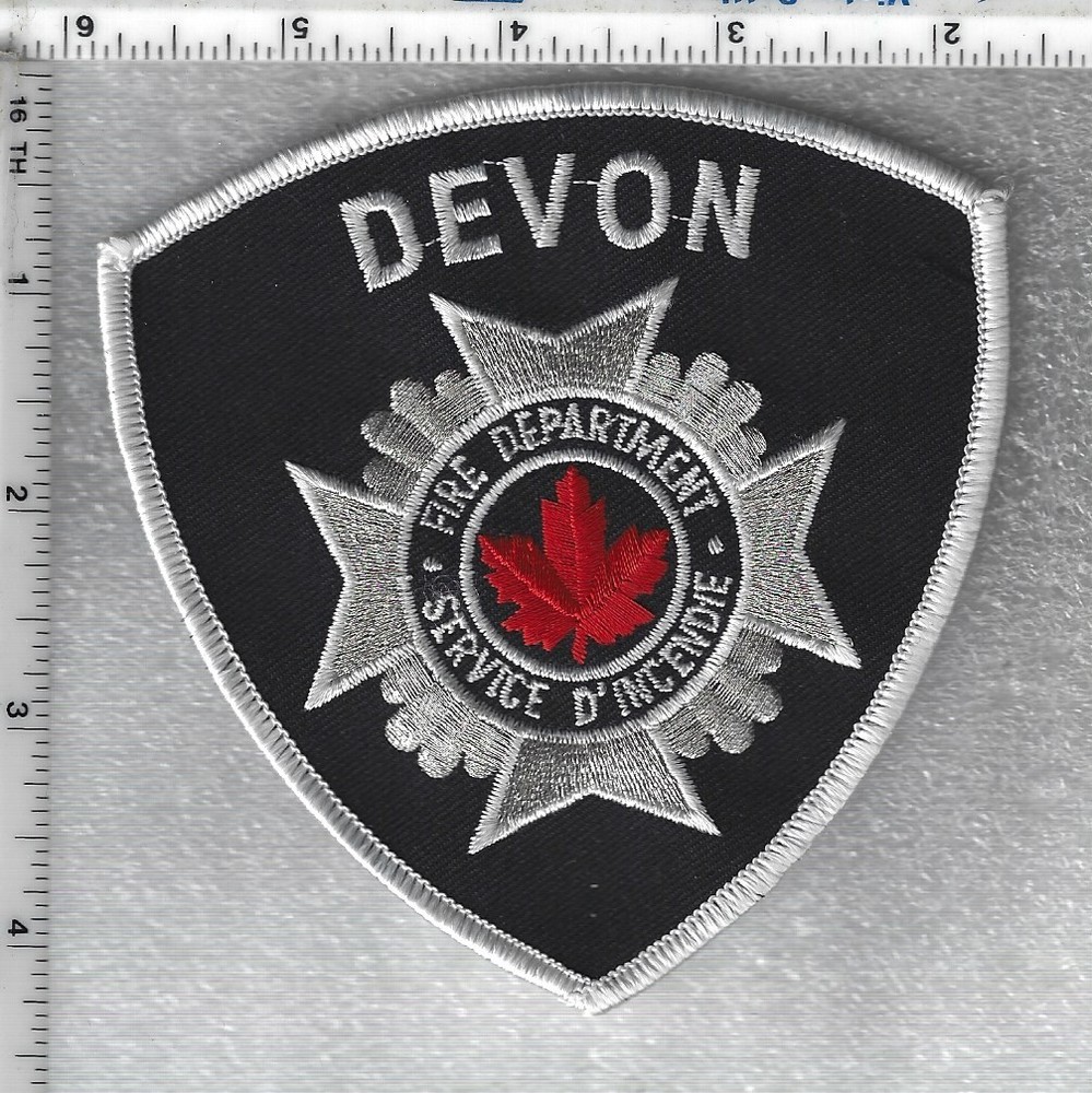 Devon Fire Department - Service D'Incendie (Alberta Canada) white Shoulder Patch