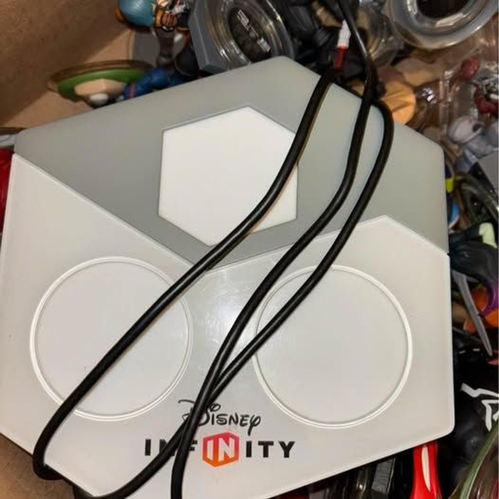 infinity game & figures + worlds