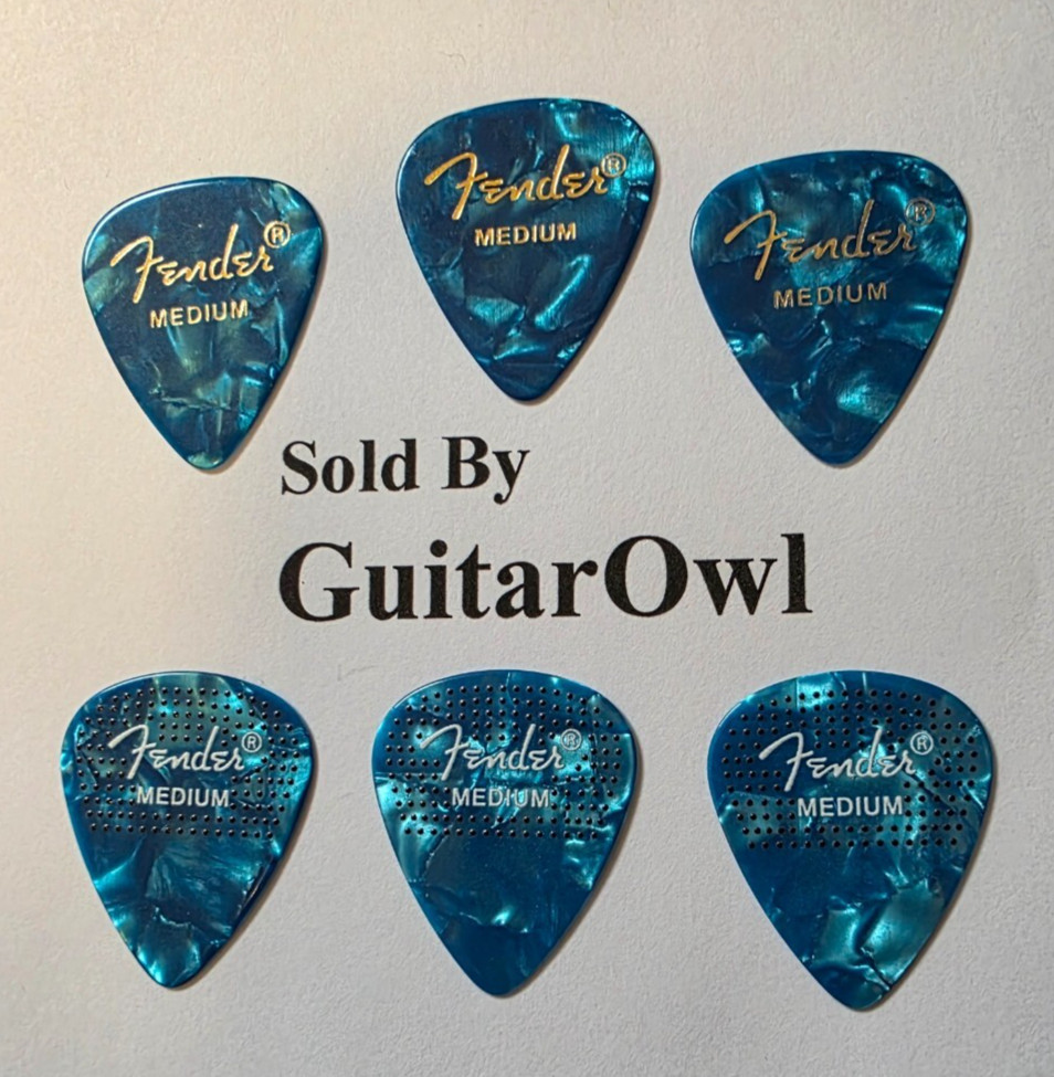 FENDER MEDIUM GUITAR PICKS turquoise MOTO NEW 351 Dotted celluloid