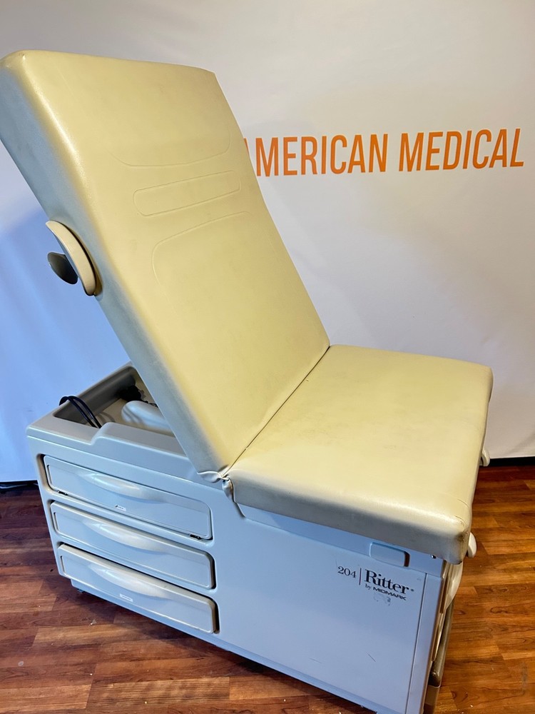 Ritter Midmark 204-002 Exam Table