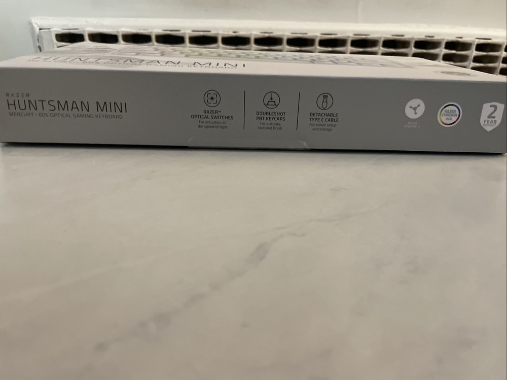 Razer Huntsman Mini Mercury Edition - 60% Optical
