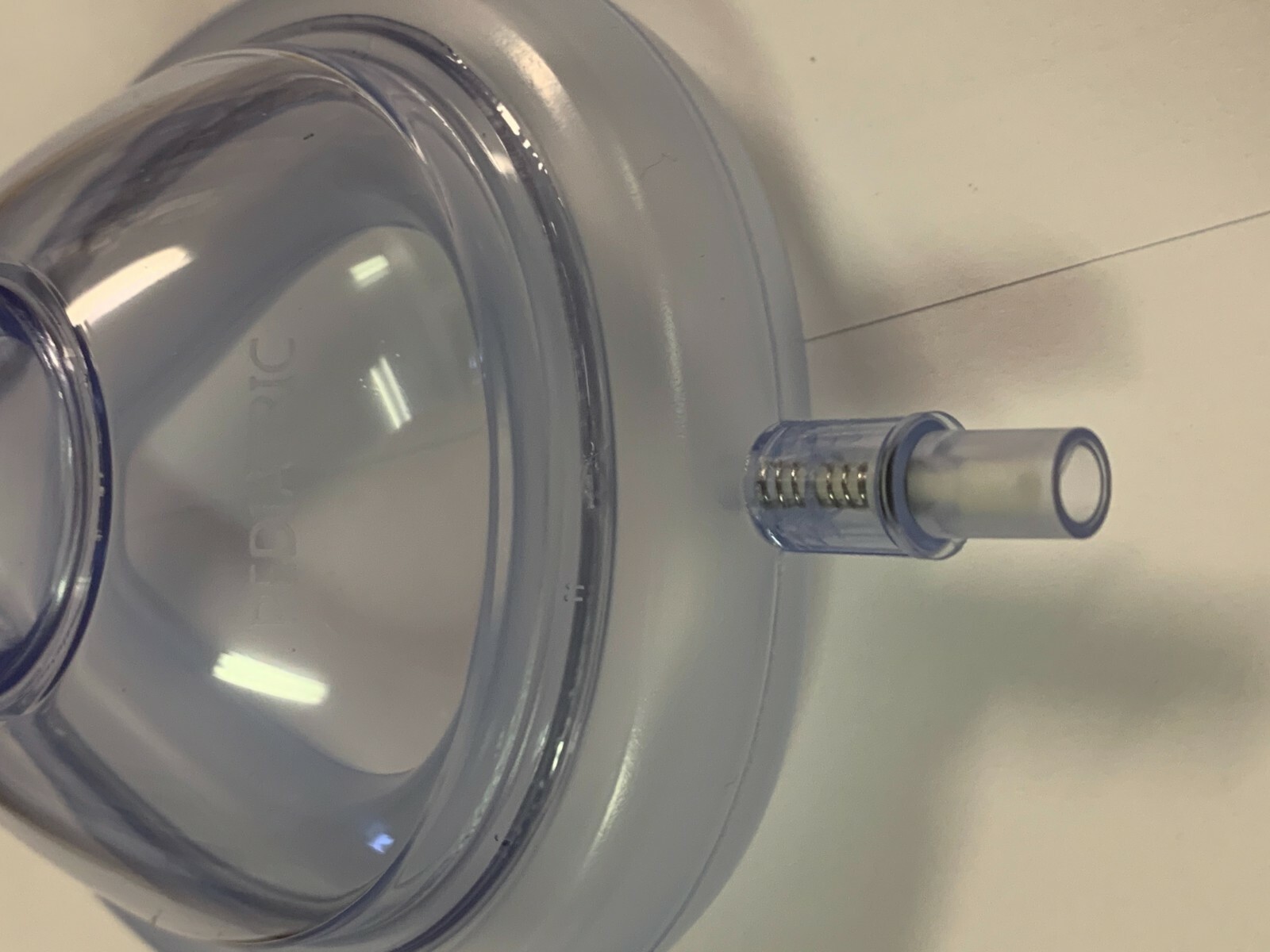 1=CHILD CPR Training Mask with Refillable Bladder