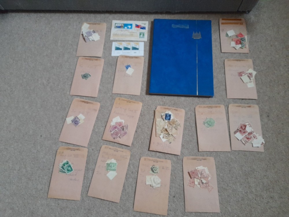 Stamp Album Stockbook With 12 Pages Plus Stamps