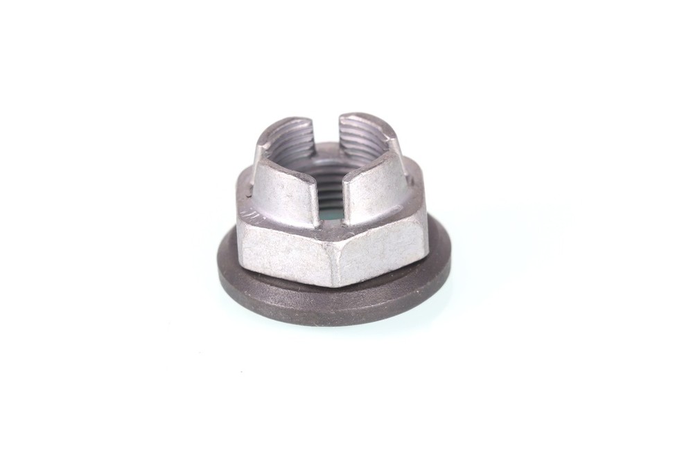 1x Front Hub Nut GH-393960