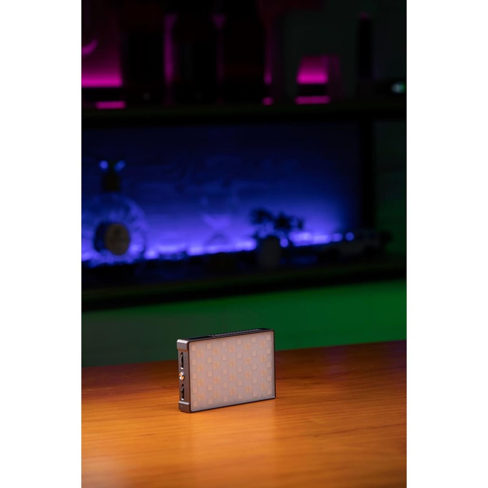 Godox C5R KNOWLED RGBWW Creative LED Light