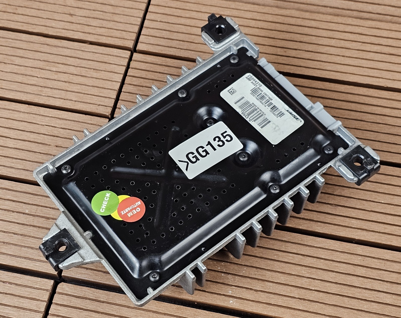 2010-2017 GMC Acadia 25994310 Bose Audio Sound System Amplifier OEM JDM Used