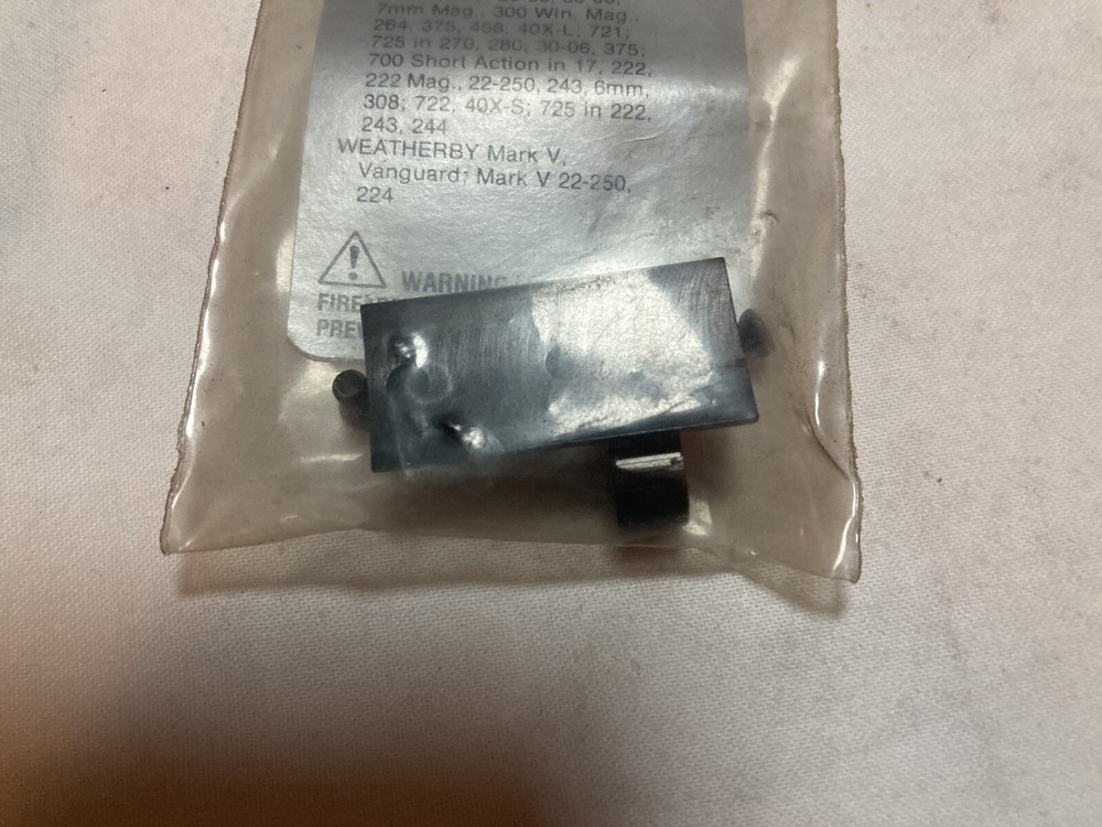 WEAVER Pivot Mount Base - #136 48136 NIP as pictured