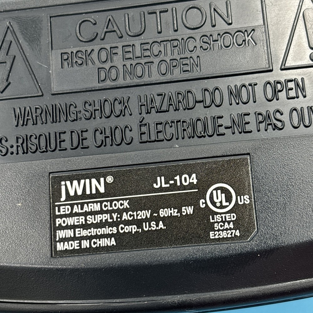 JL-104 jWin Compact design alarm clock LED display Tested