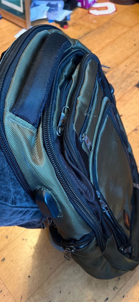 SwissTech back pack 24 x 18