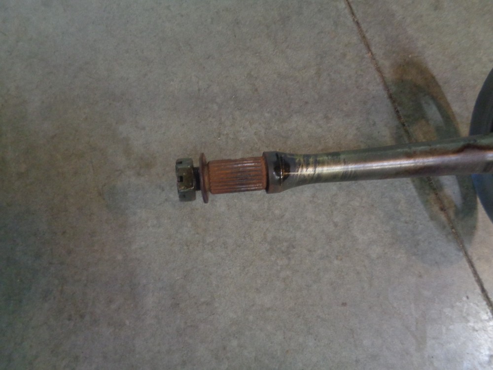 03-08 Suzuki LTZ400 Axle T8
