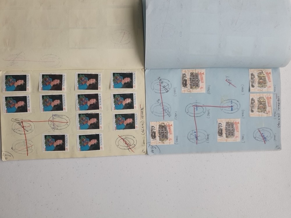 6 Stamp Approval Booklets Containing Austalia Stamps