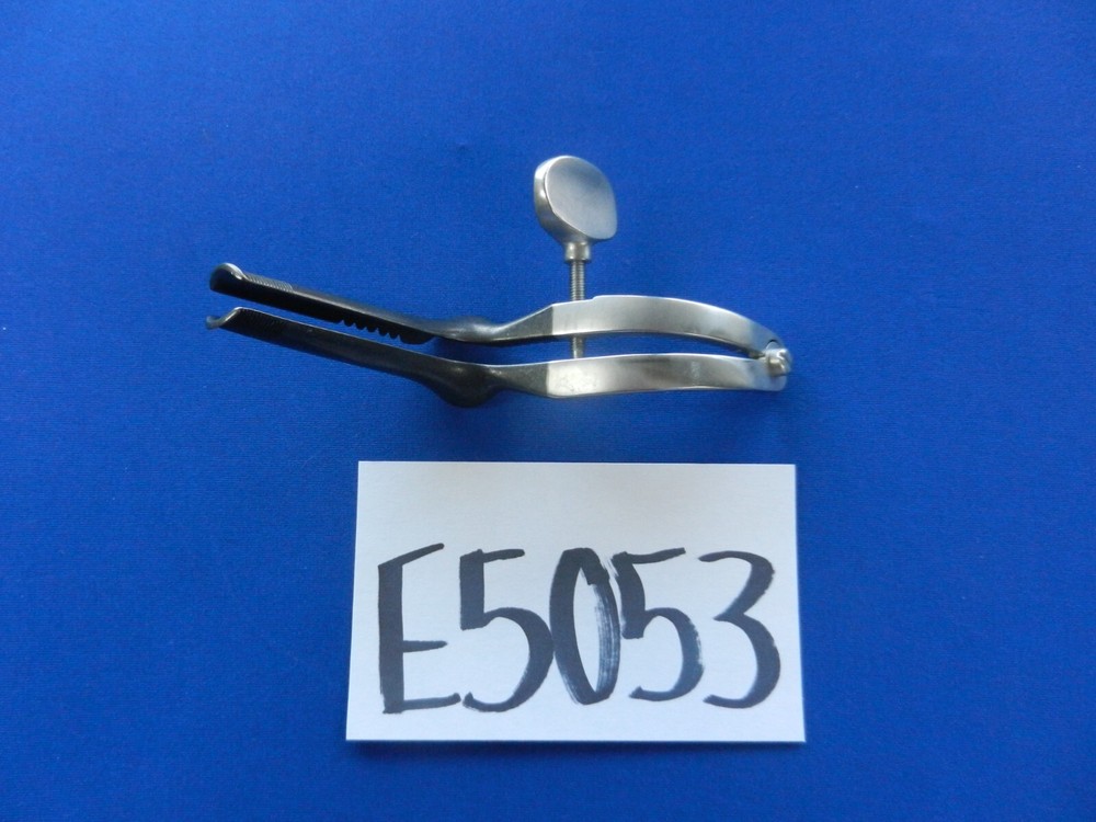 E5053 Codman Hardy Bivalve 70mm Speculum