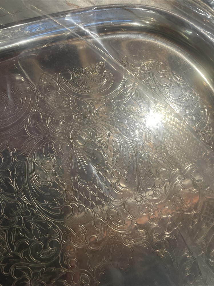 LB Vintage Floral Pattern silver platter (plated)