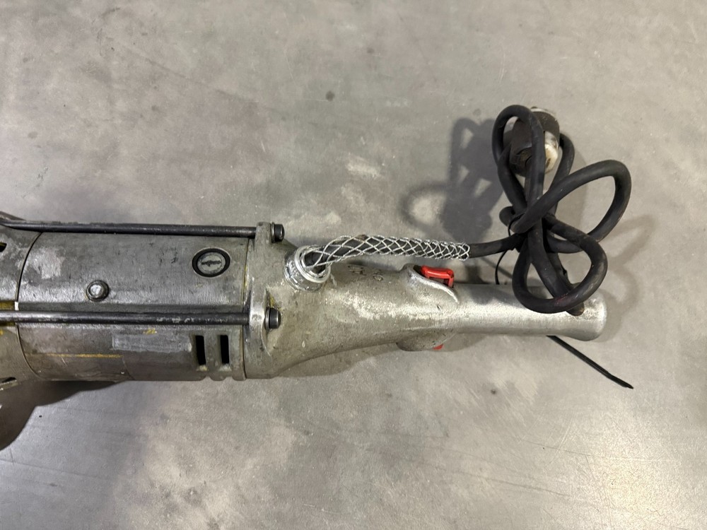 Ridgid 700 Pipe Threader Electric Handheld Threading Machine