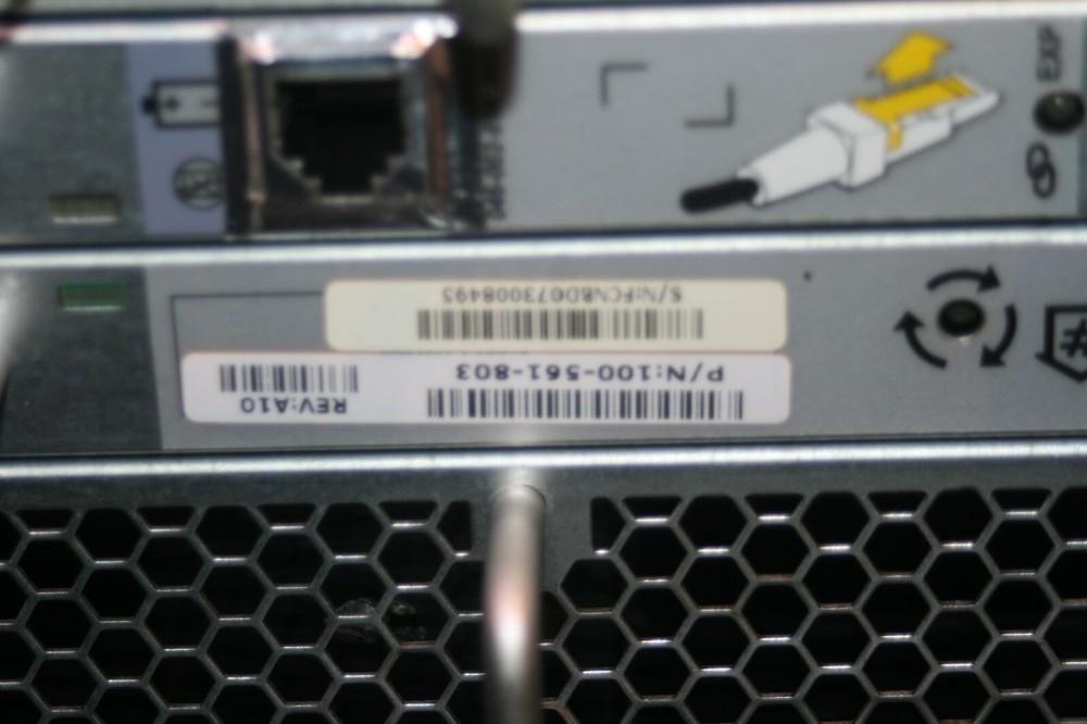 Emc2 model KTN-STL4 100-561-803 disk array , No Caddy, No Hard drives