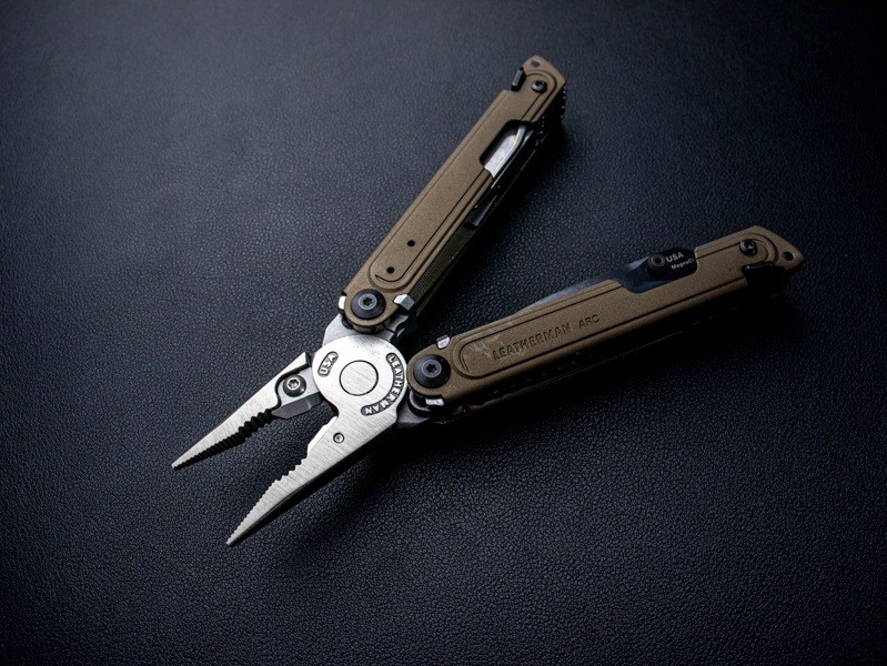 LEATHERMAN ARC TAROS Multi-Tool (ARC-TL)