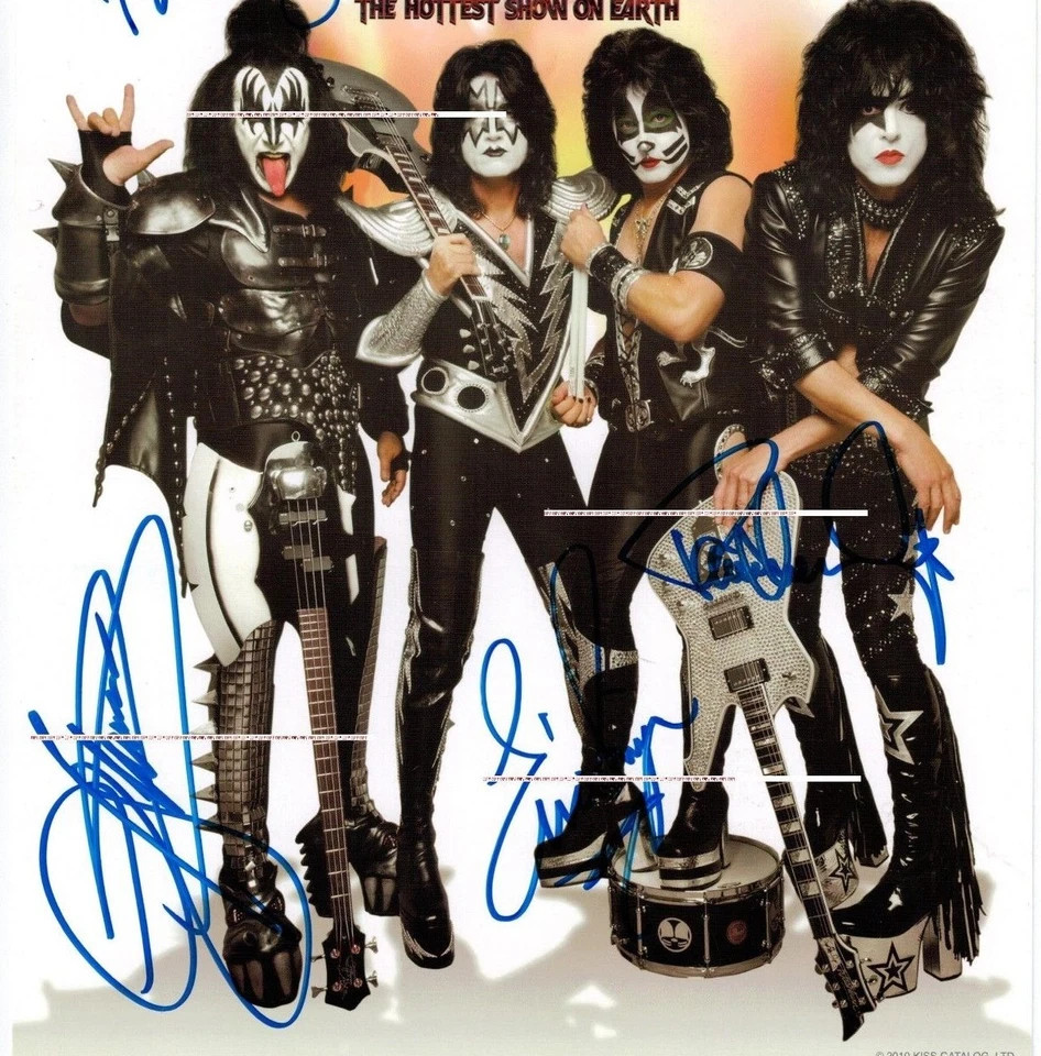 KISS The Hottest Show On Earth 2011 Signed Backstage Meet & Greet Photo 8x10 RP