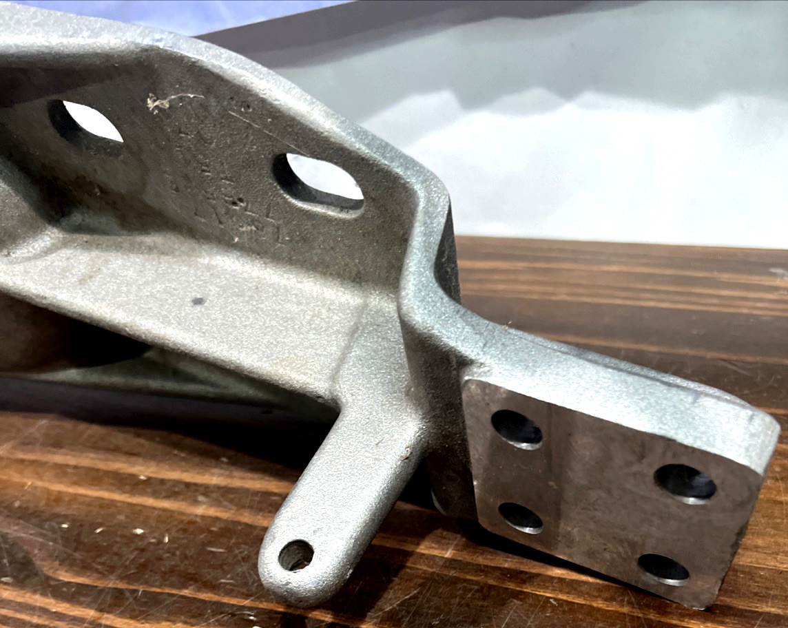 00122092 76446 021T2 Bracket 76449