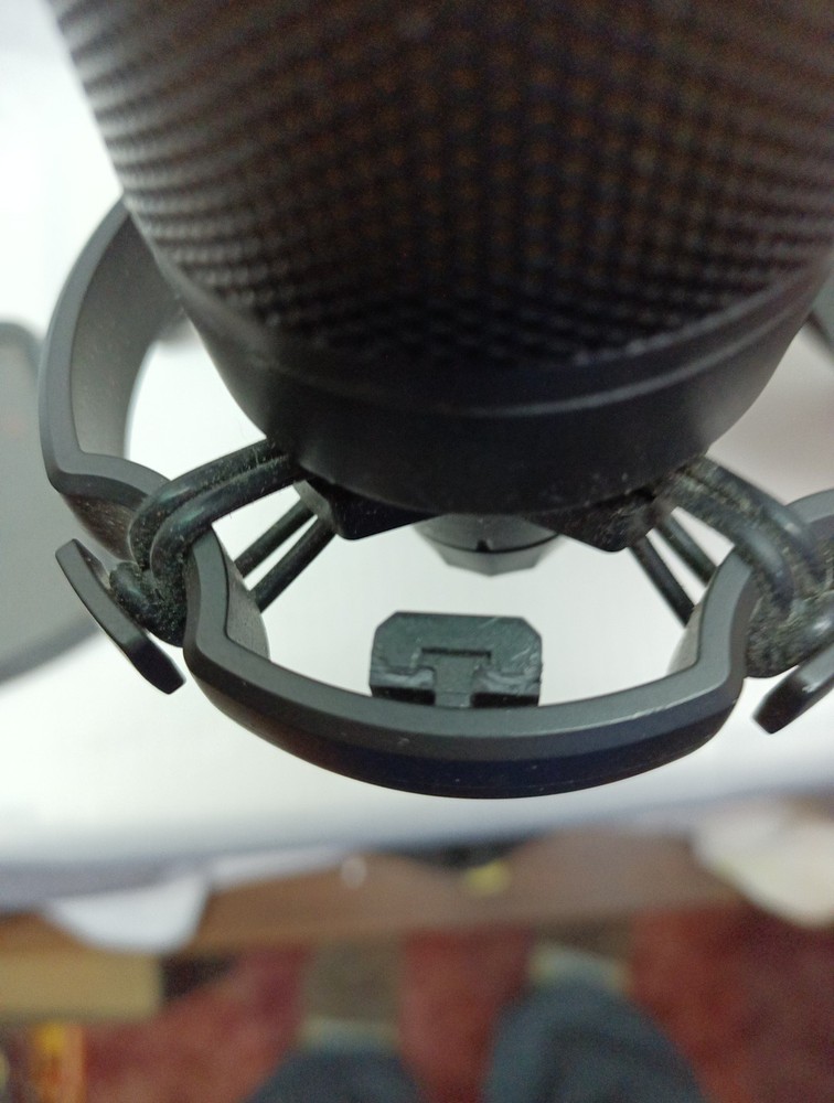 Fifine Gaming Microphone Untested Broken Screen