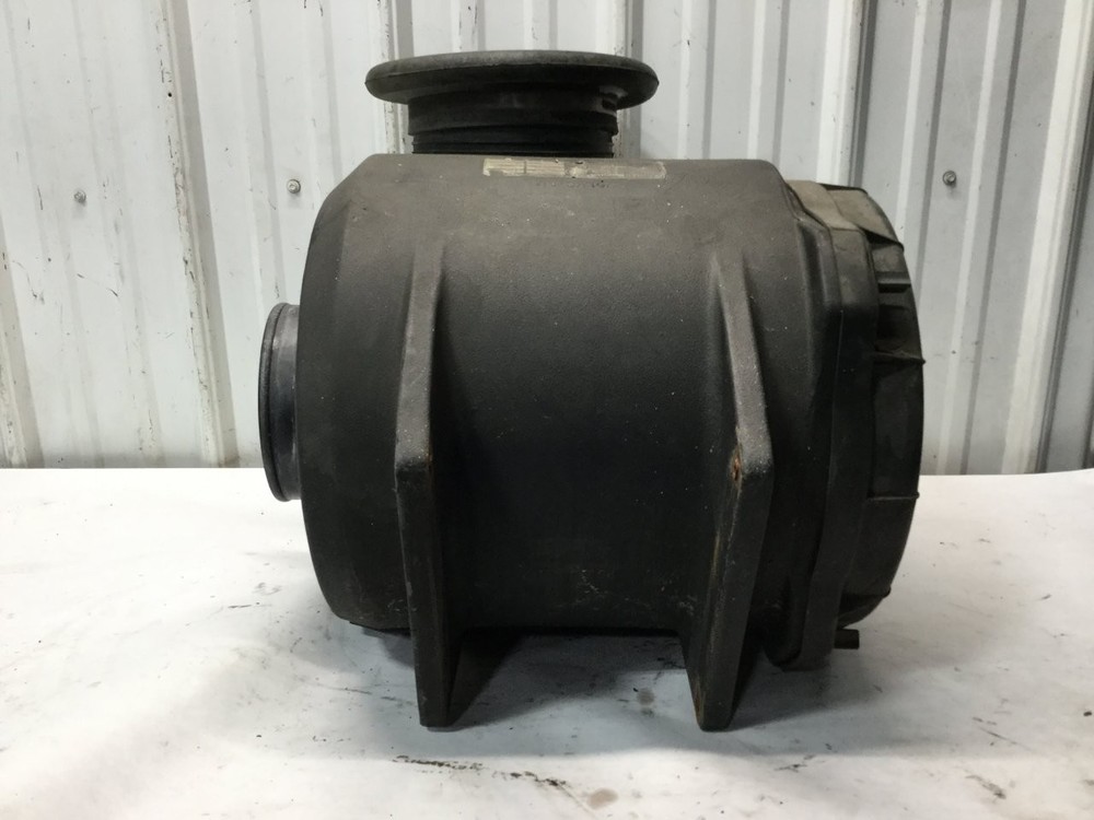 Volvo WAH Air Cleaner - Used