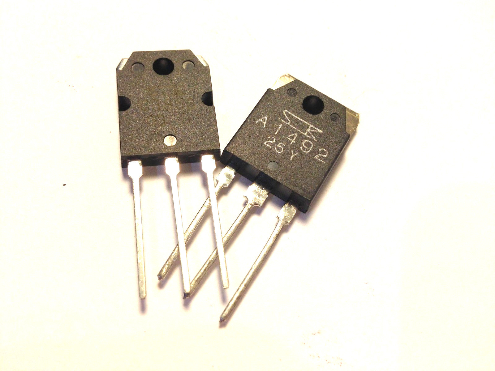 1 Pair  2SC3856 + 2SA1492 | NPN+PNP Planar Silicon Transistor Audio Power Amp