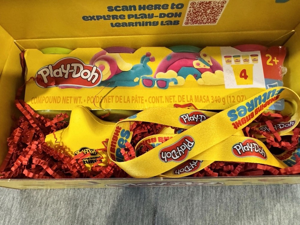 Play-Doh Teacher Appreciation Gift Box