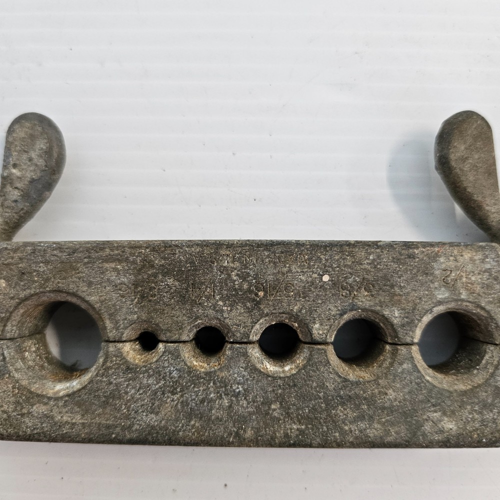Vintage Flaring Tool -6.5"