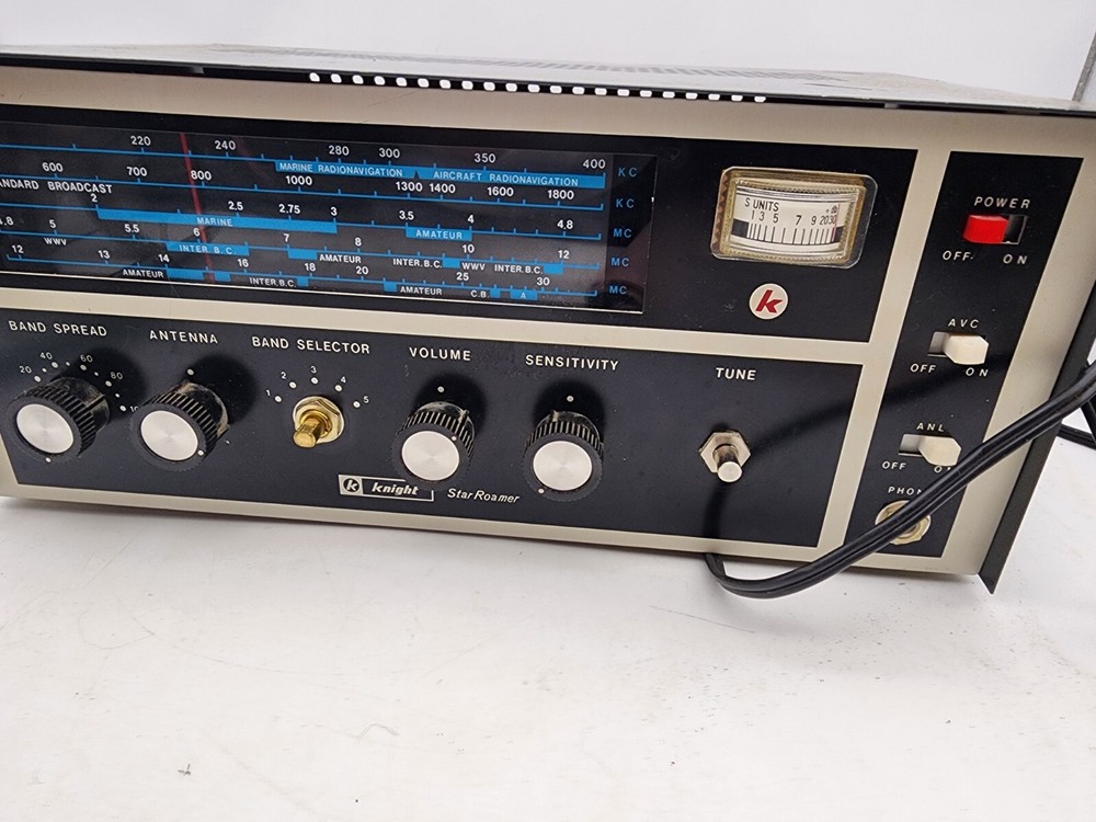 Knight Star Roamer Shortwave Radio