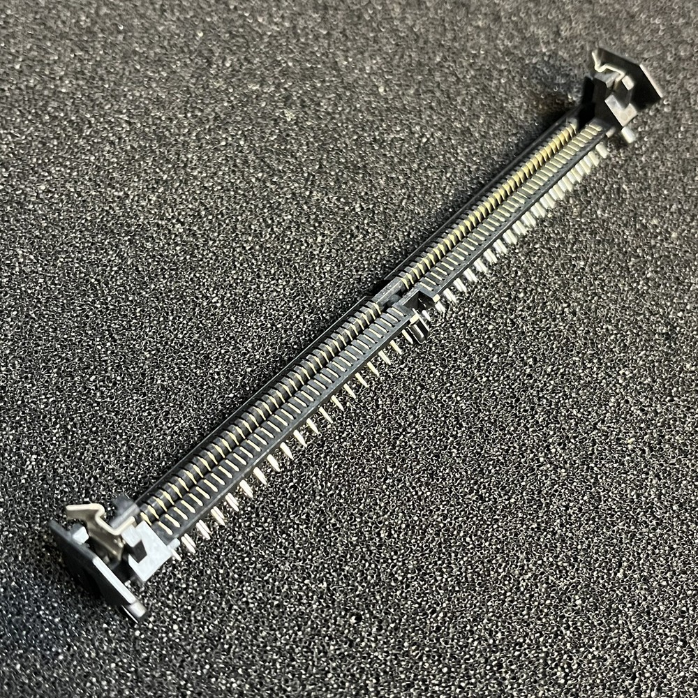 (2pcs) AMP 72 Pin EDO SIMM Memory Socket 40 Degree Angle NOS