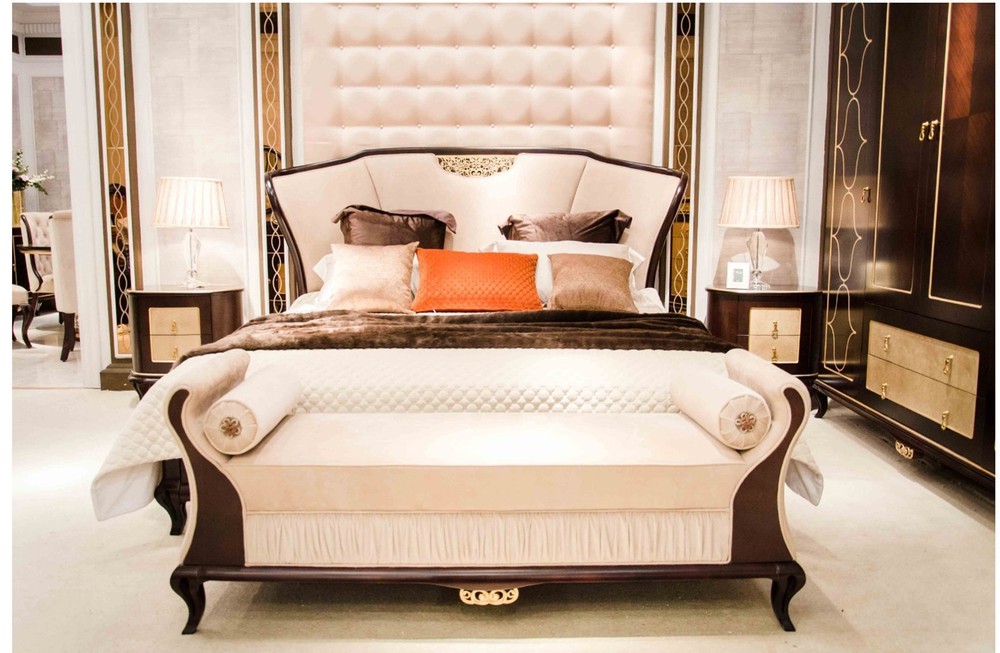 ✨ Luxury Velvet Upholstered Bench – Solid Wood ✨