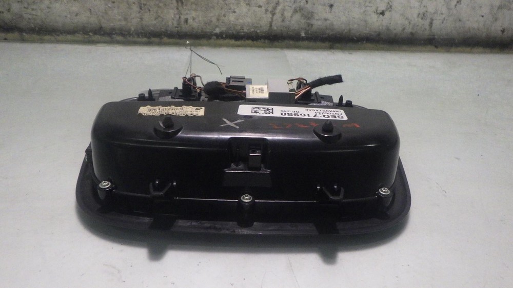 15 CHRYSLER 200 Front Console roof