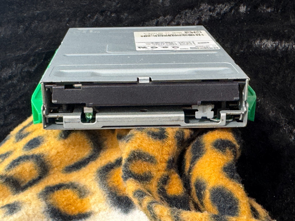 Teac FD235HF 3.5" inch Internal Desktop 1.44MB Floppy Disk Drive