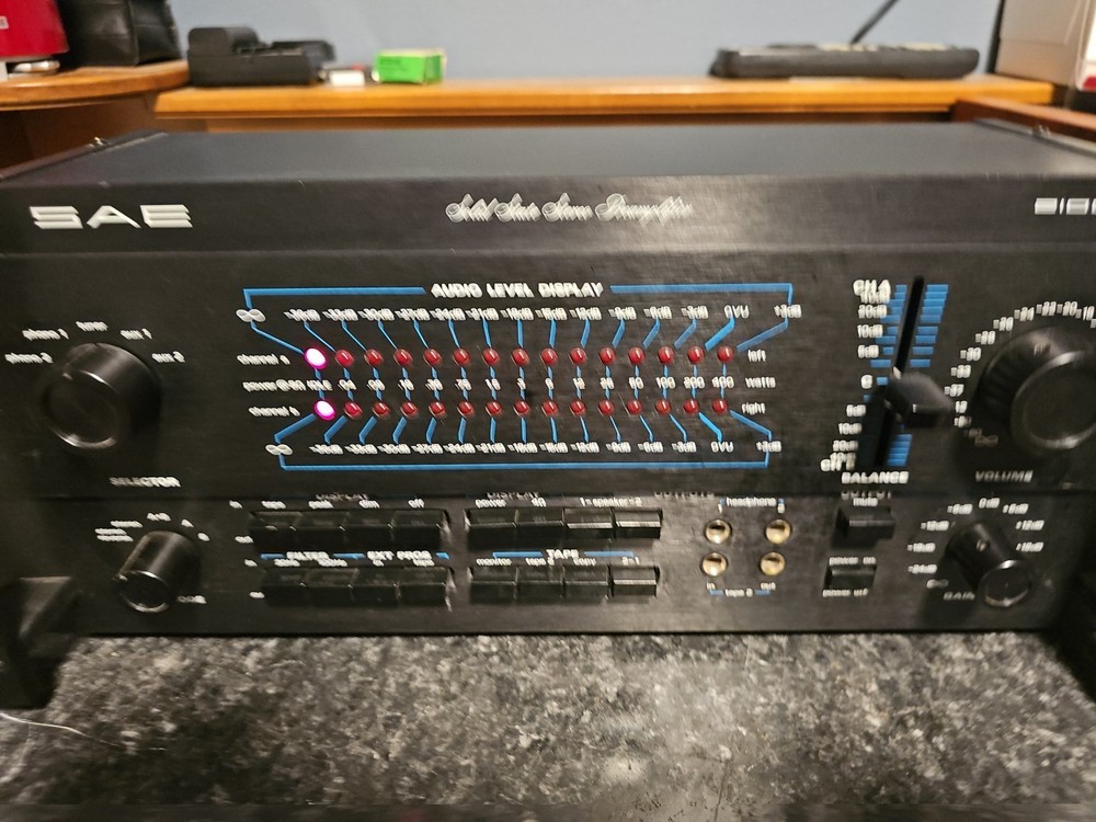 SAE 2100L Solid State Stereo Preamplifier With Original Box