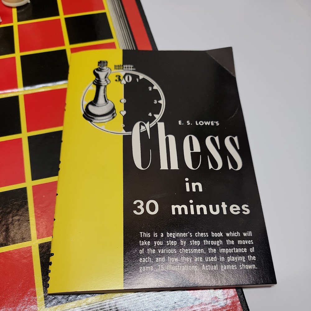 Vintage 1955 E. S Lowe Chess Tutor board, Complete pieces, book