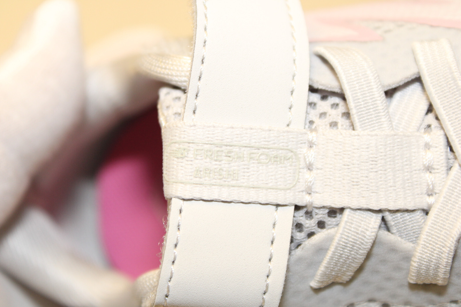 New Balance Fresh Foam NEW Arishi v4 Bungee Lace with Top Strap Girls Kids Youth